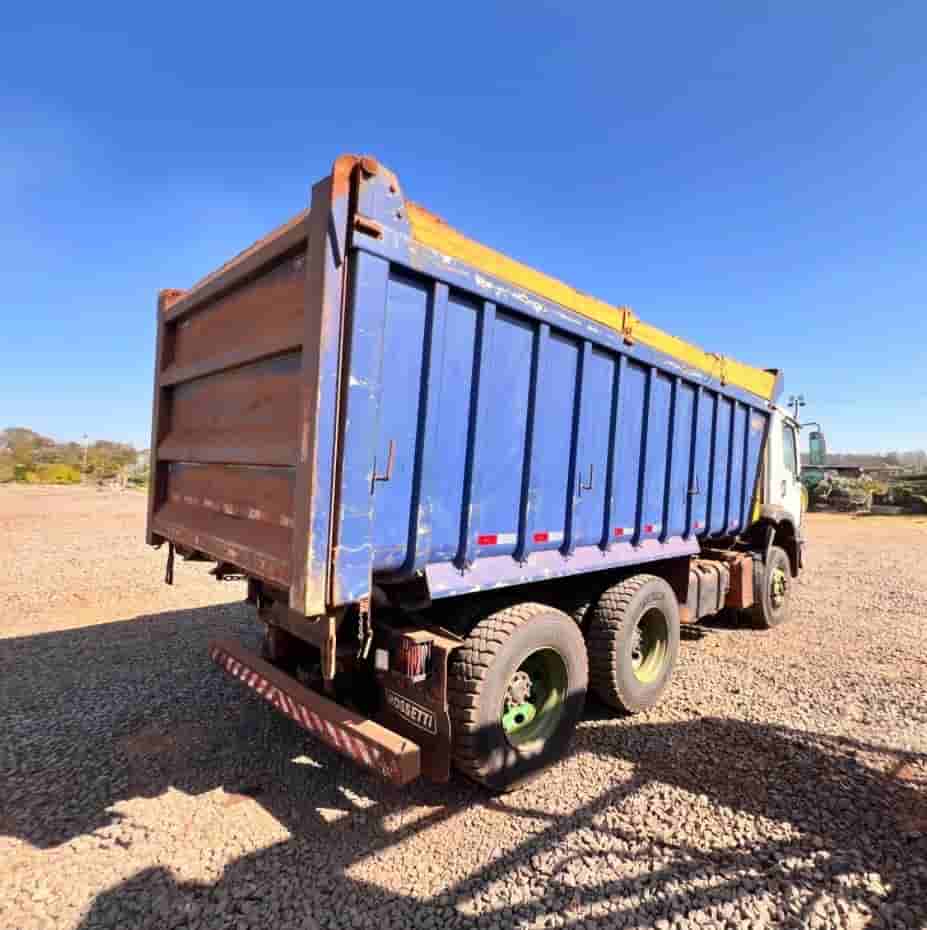 Caminhão Volkswagen 31.330  2021