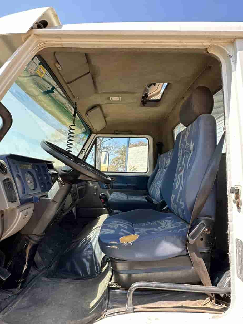 Caminhão Volkswagen 17180