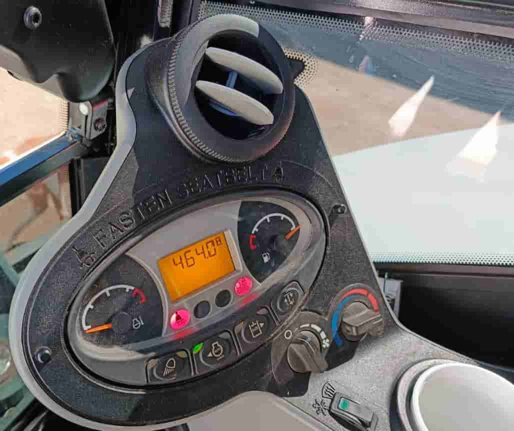 Mini Escavadeira Bobcat E55Z 2024