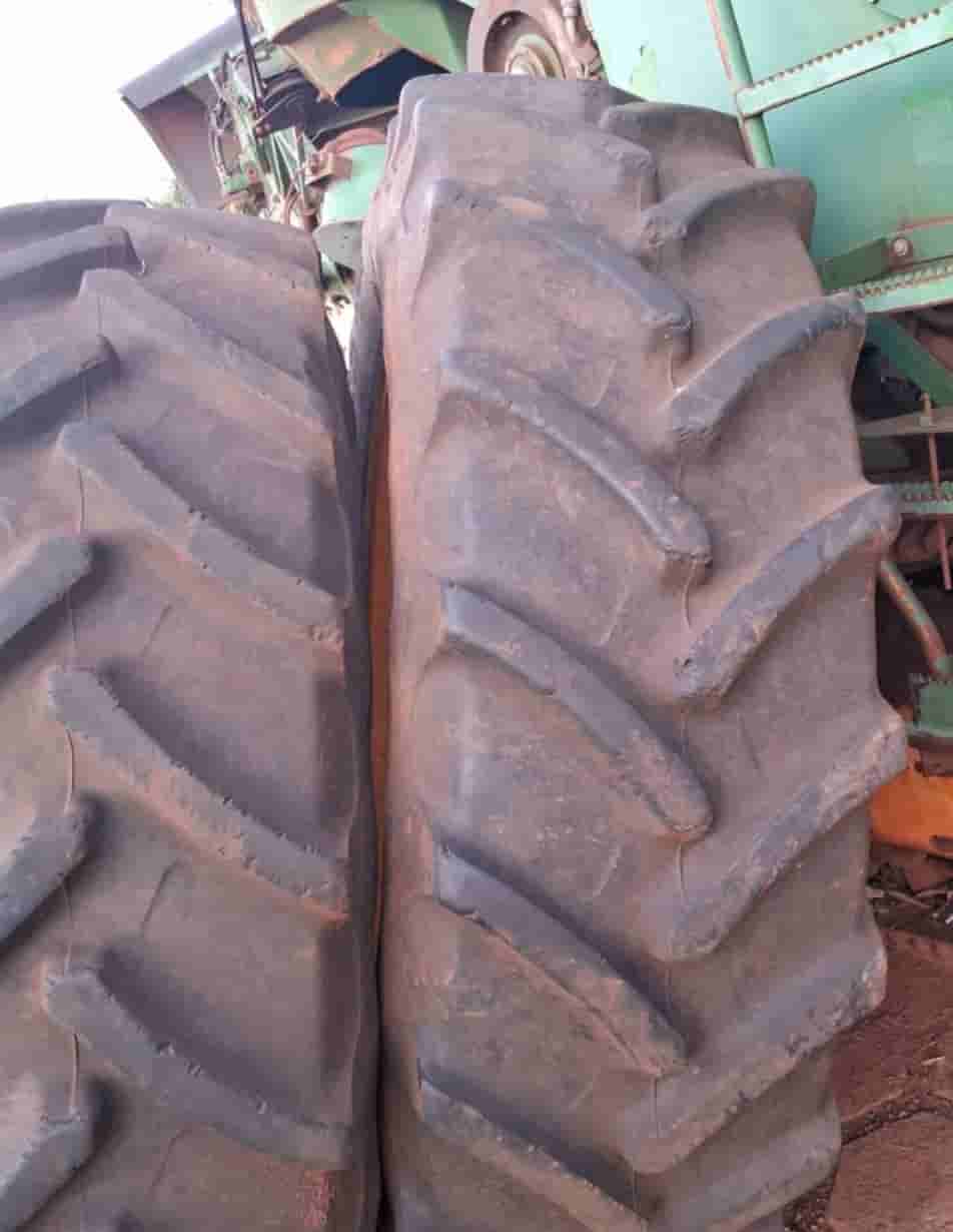 Trator John Deere 7230 J 2022