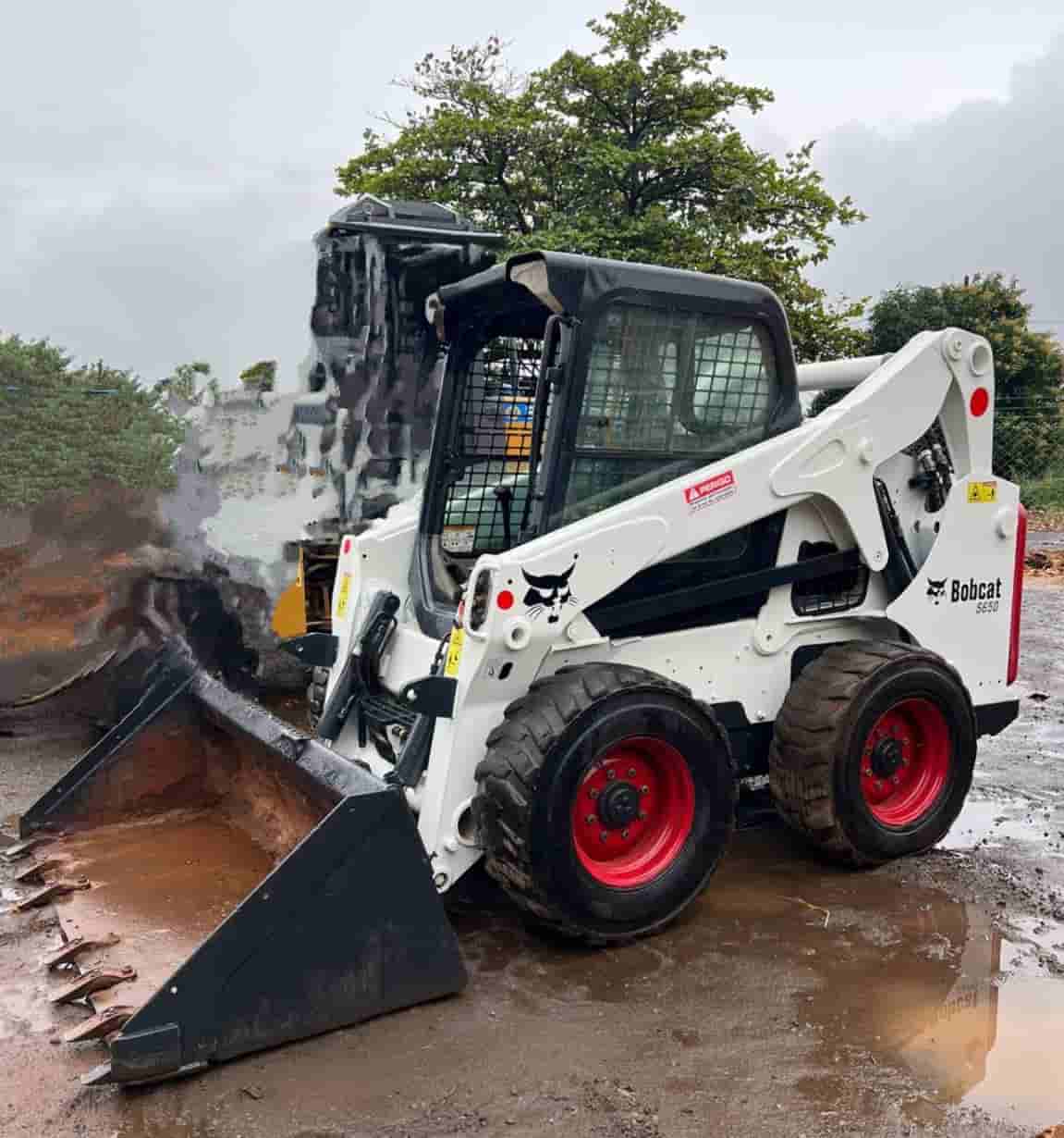 Mini Carregadeira Bobcat S650 2014