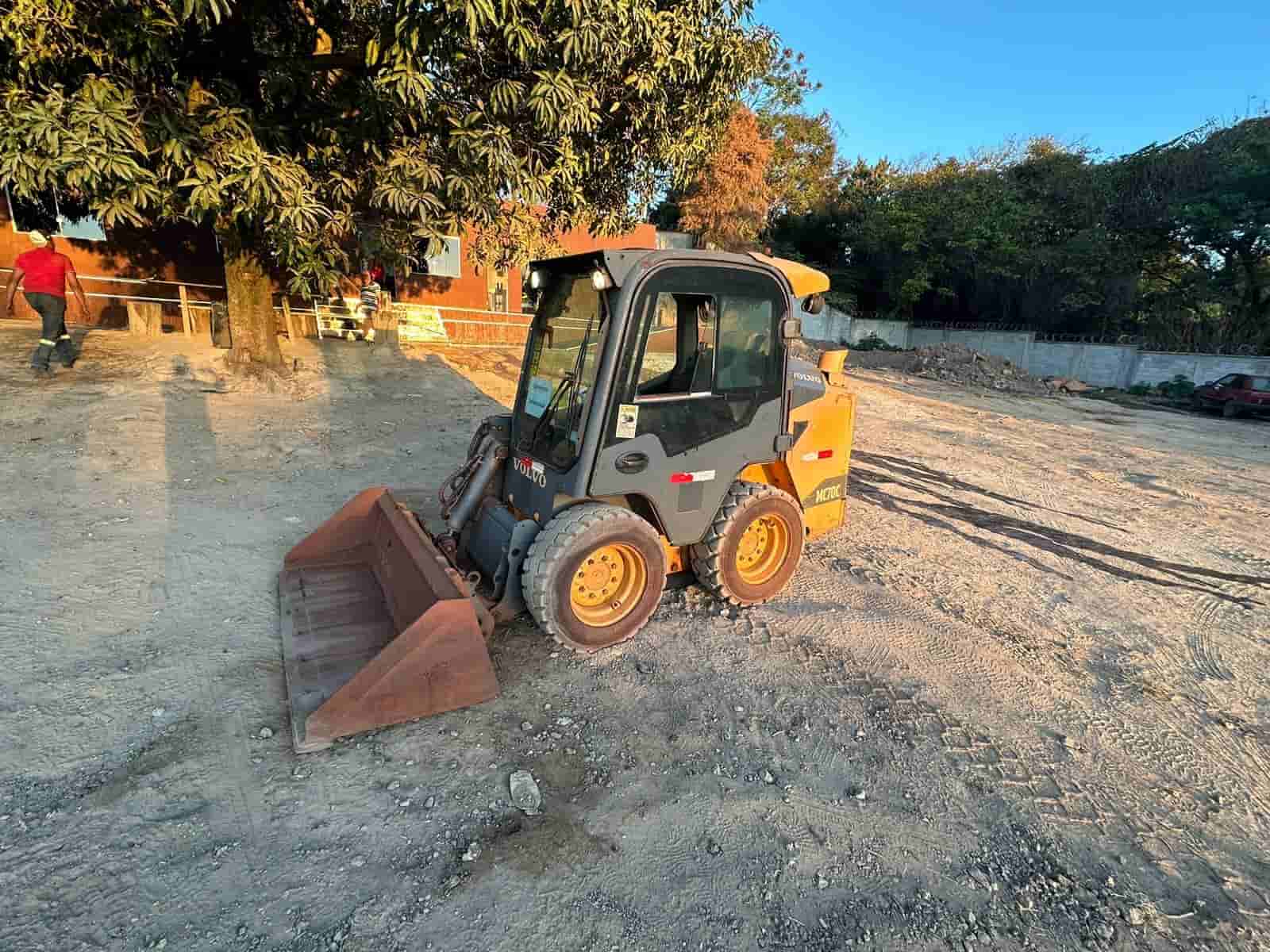 Mini Carregadeira Volvo MC70 2017