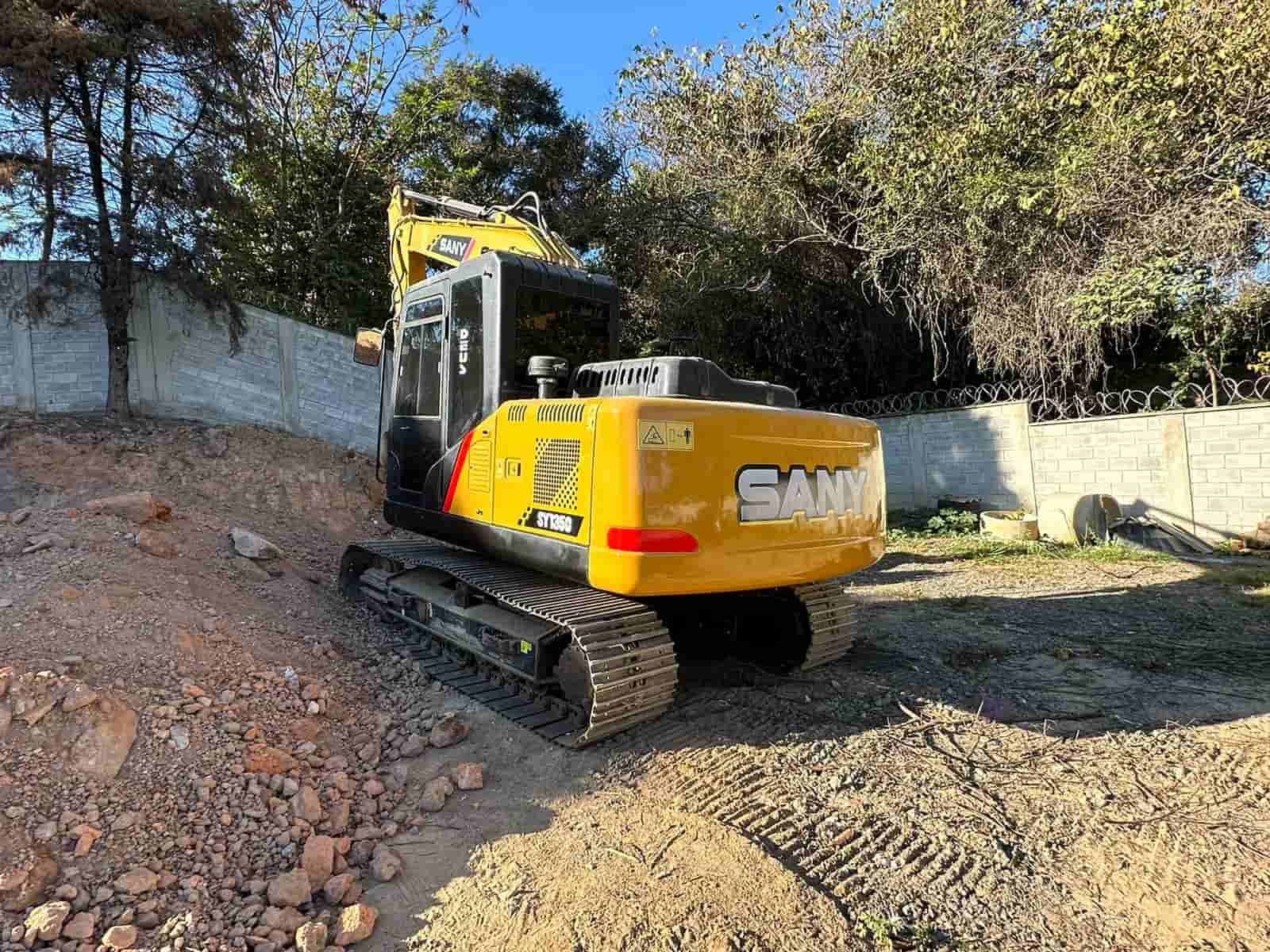 Escavadeira SANY SY135 C 2020