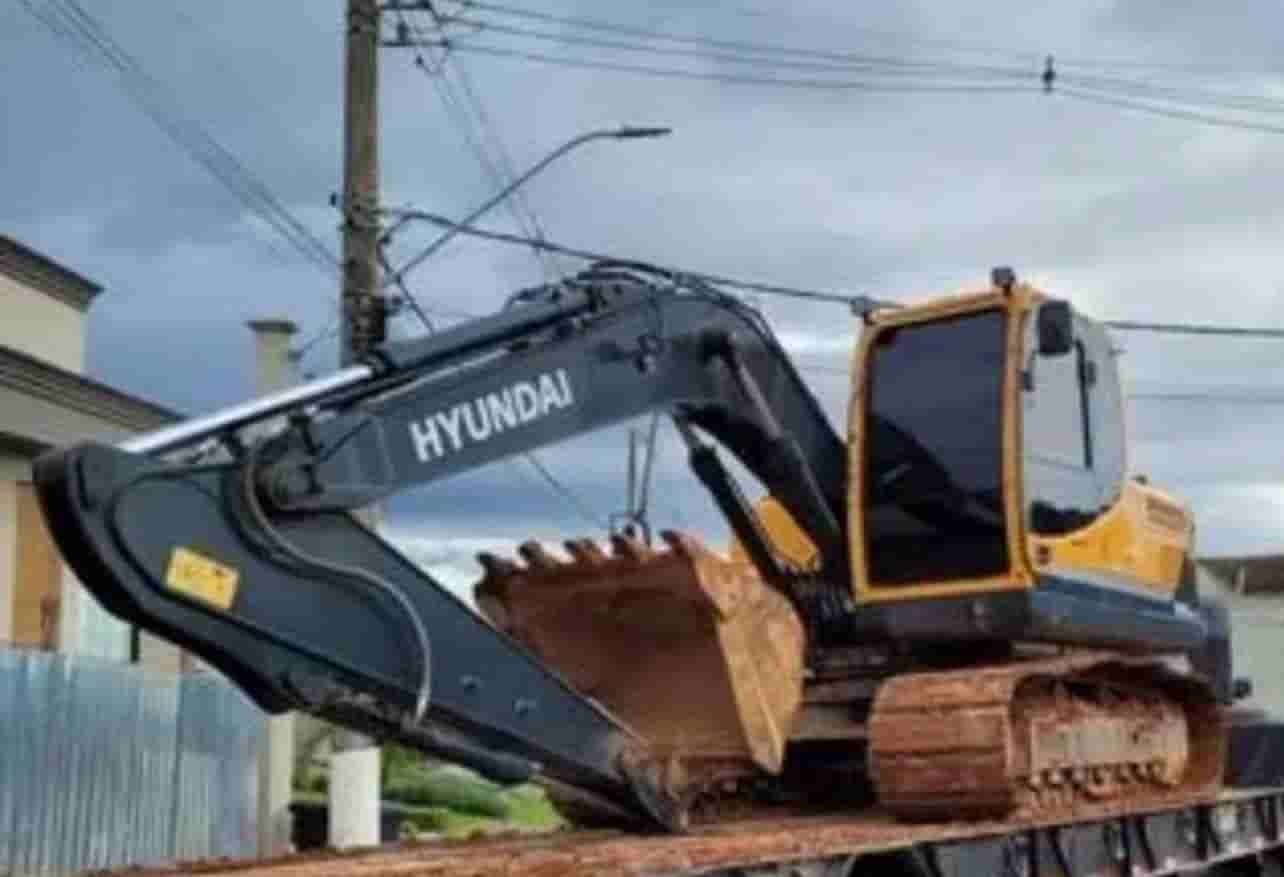 Escavadeira Hyundai 140 LC-9 2020 com 1150 horas