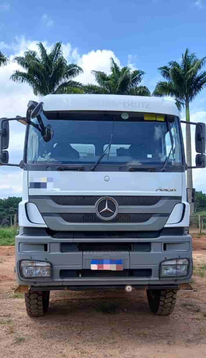 MB 4144 2021, 6x4, com caçamba de 16㎥ em Hardox, média de 70.000 km e 6500 horas