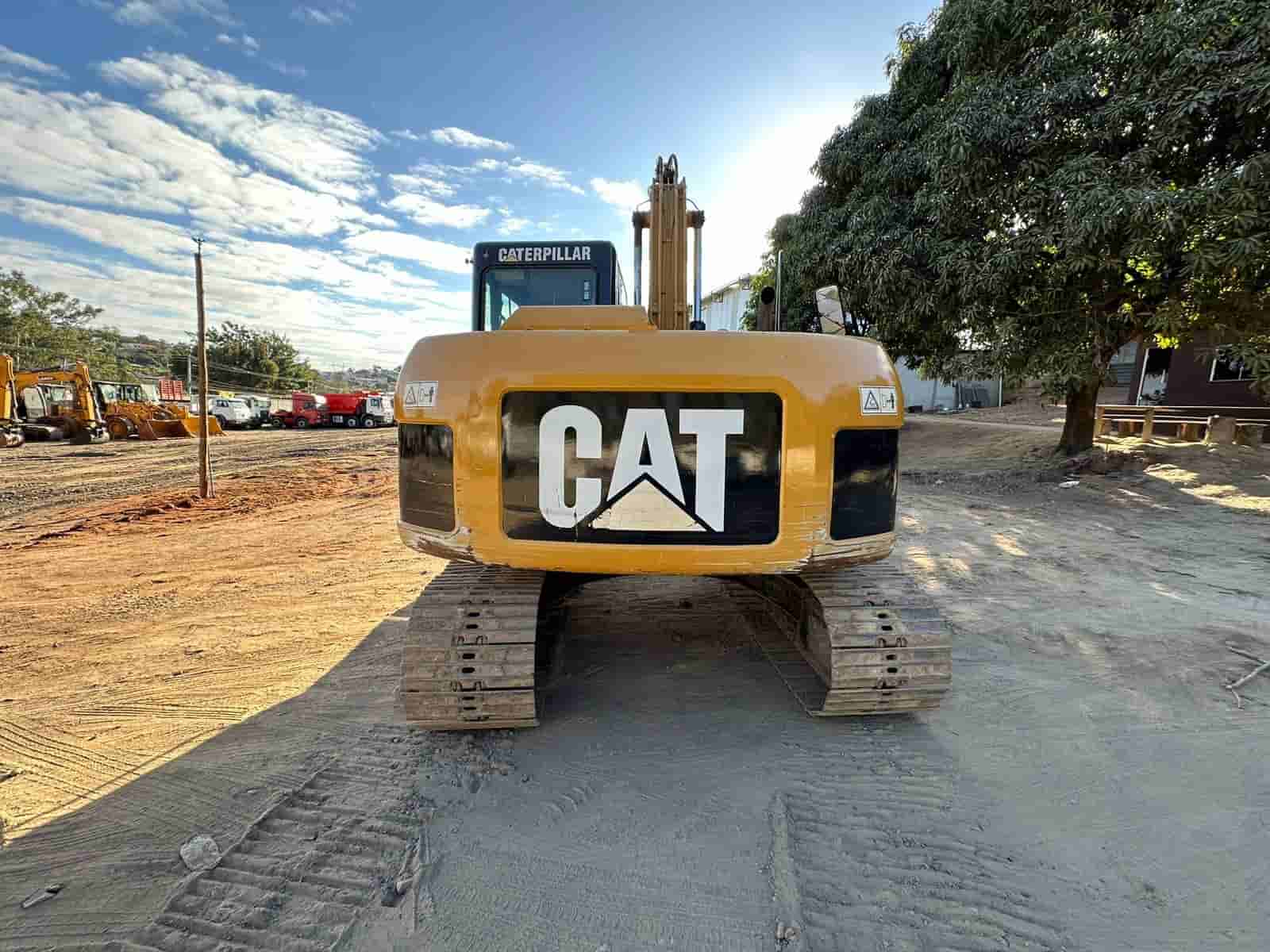 Escavadeira Caterpillar 312D2L 2012