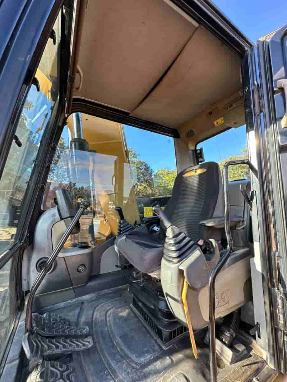 Escavadeira Caterpillar 312D2L 2012