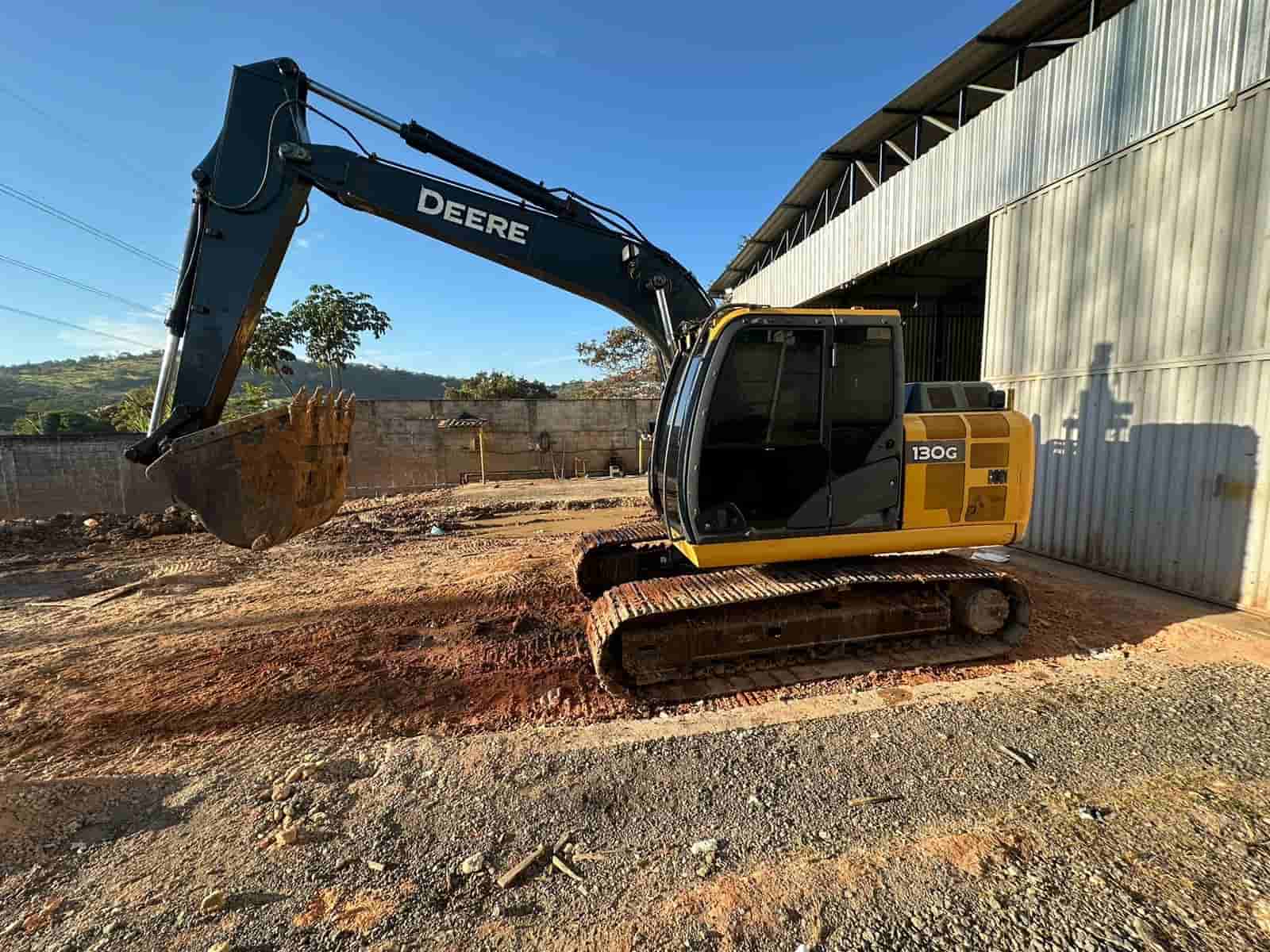 Escavadeira John Deere 130G 2015
