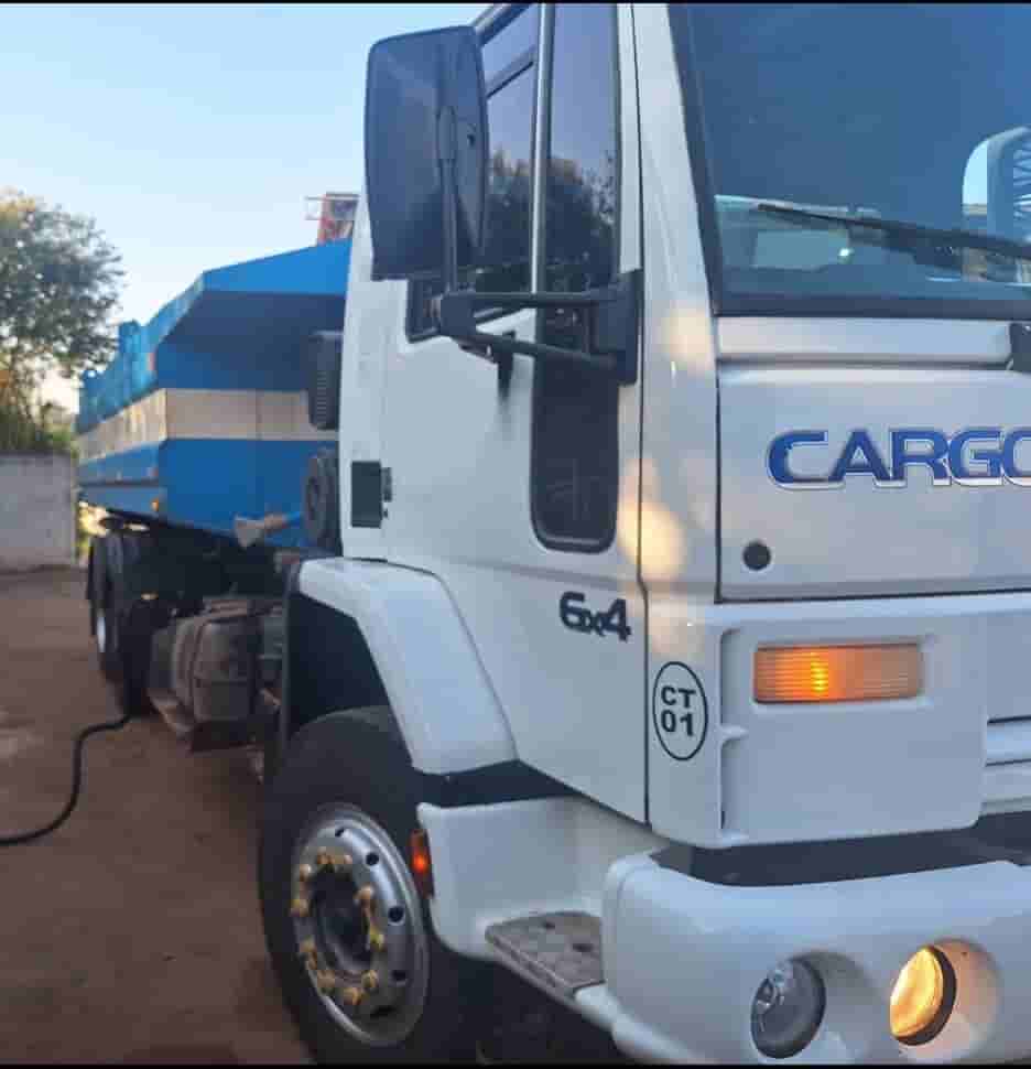 Caminhão Ford CARGO 2628  2008