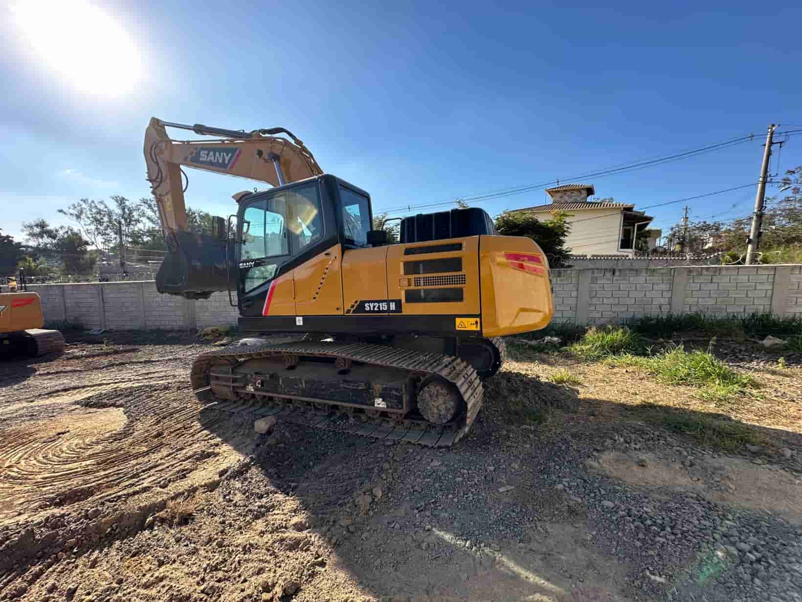 Escavadeira SANY SY215 H  2023