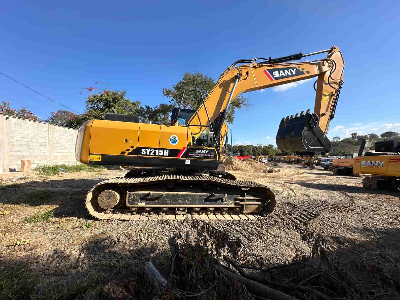 Escavadeira SANY SY215 H  2023