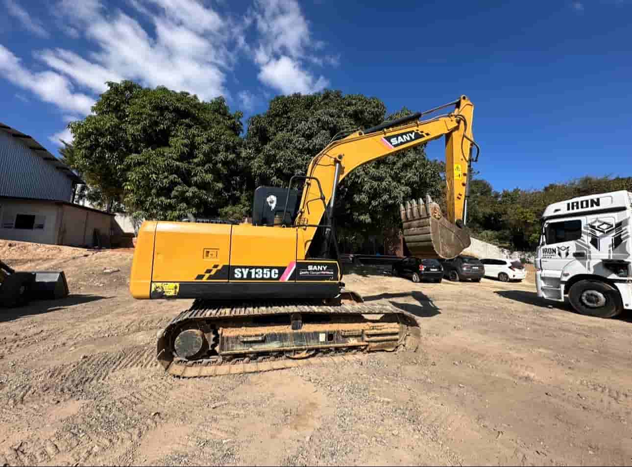 Escavadeira SANY SY135 C 2022