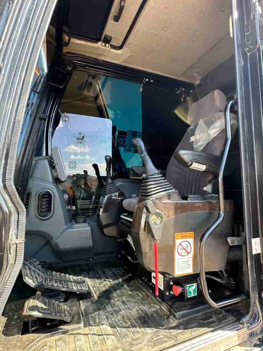 Escavadeira SANY SY135 C 2022