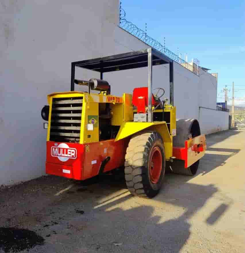 Rolo Compactador Müller VAP70 1988