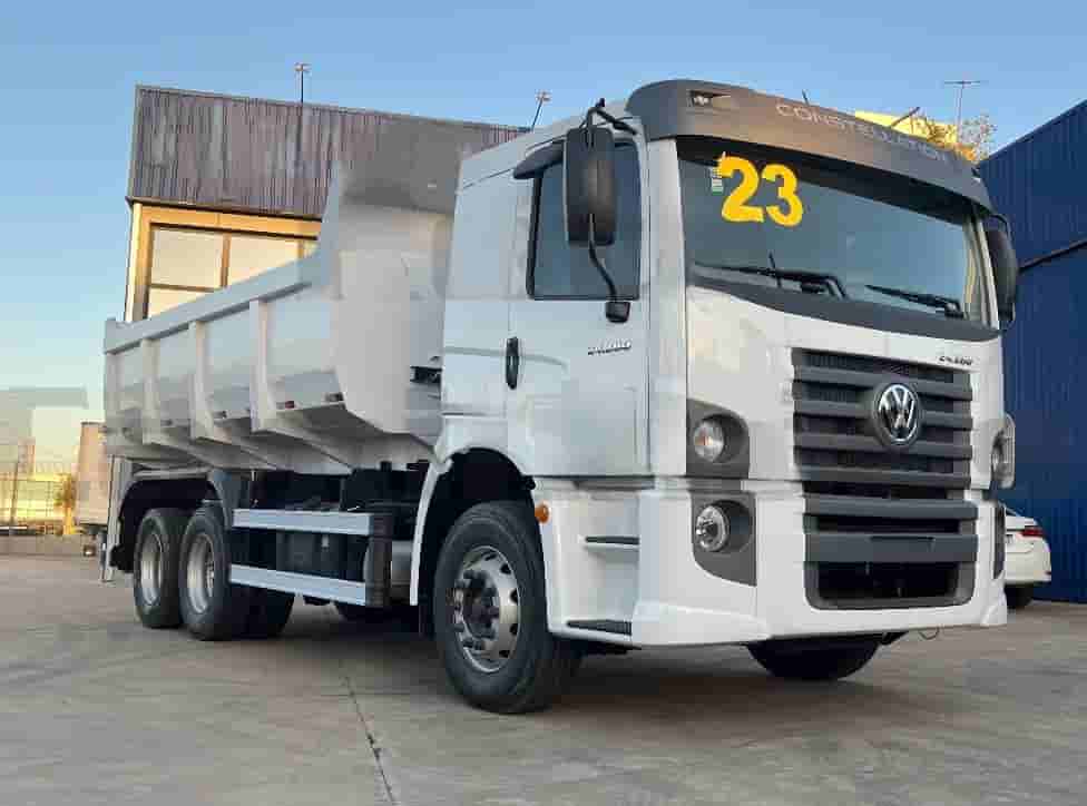 Caminhão Volkswagen 24.280  2023