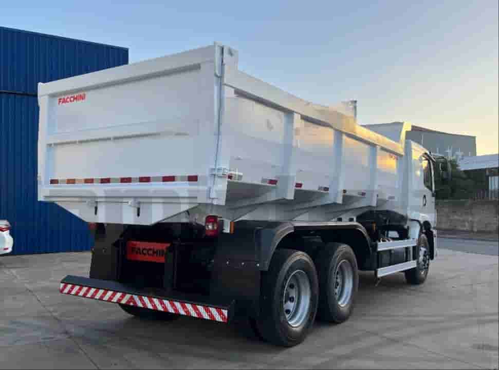 Caminhão Volkswagen 24.280  2023