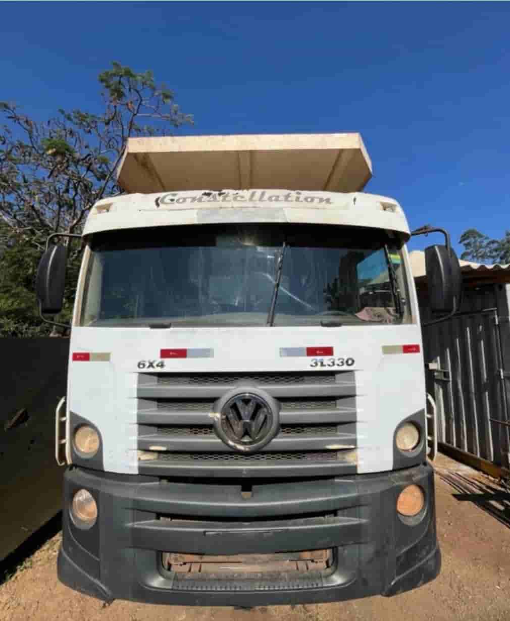 Caminhão Volkswagen 31.330  2012