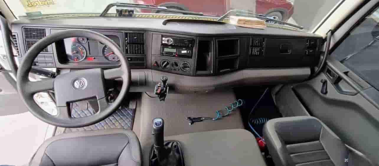 VW 24.260 2021, 6x2, com caçamba de 12 ㎥, ar condicionado