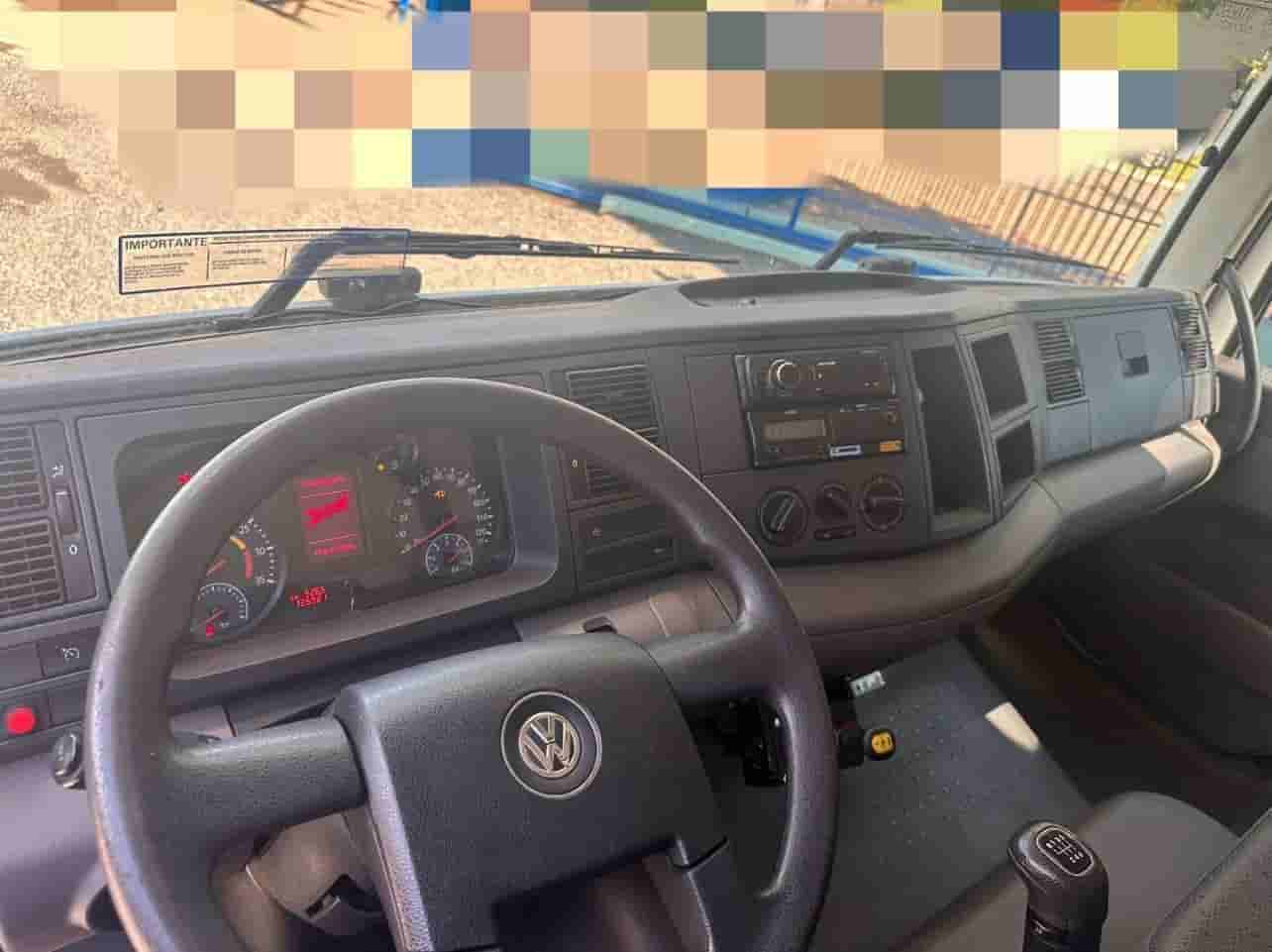 Caminhão Volkswagen 17.260 2020
