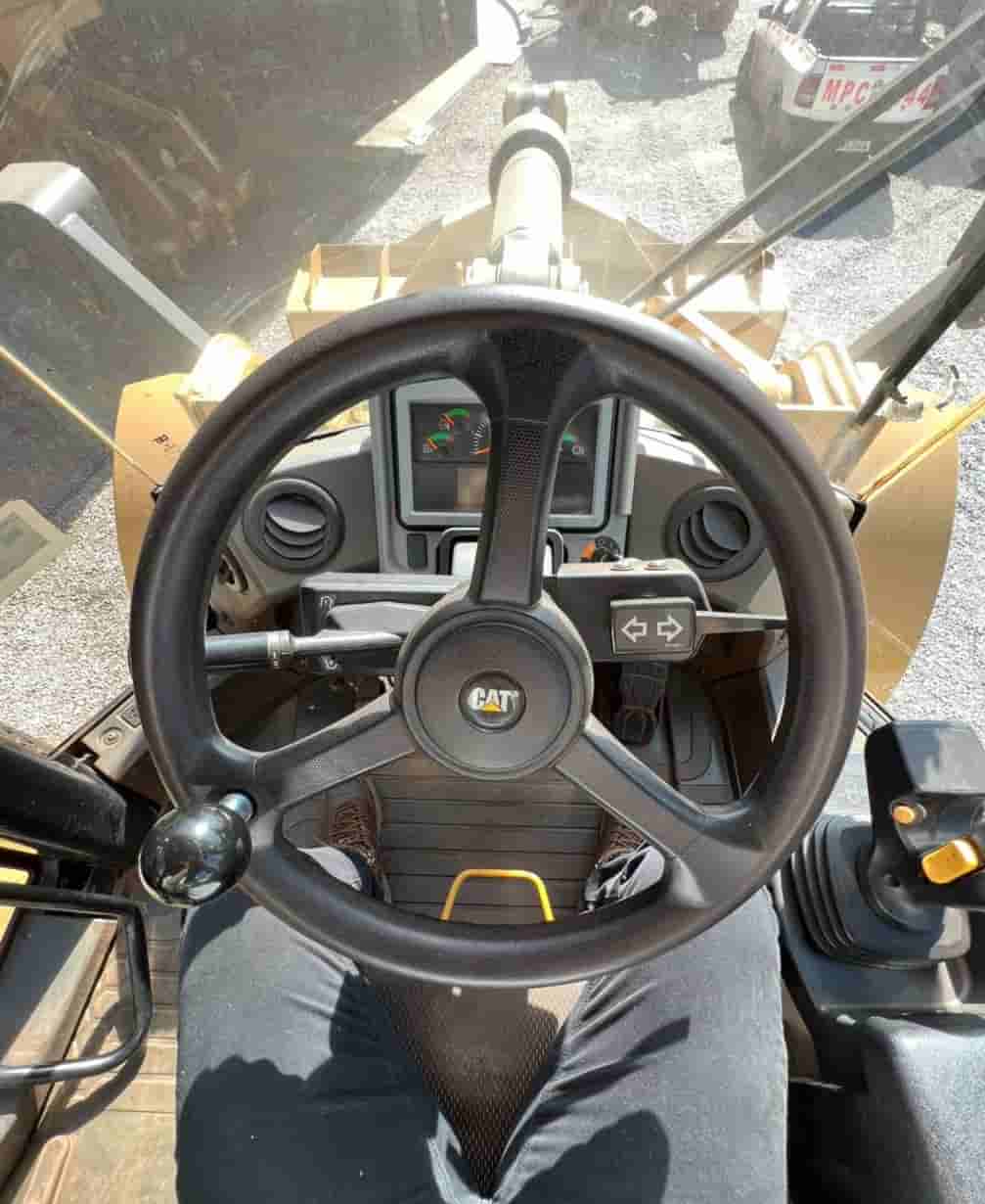 Pá Carregadeira Caterpillar 966L 2019