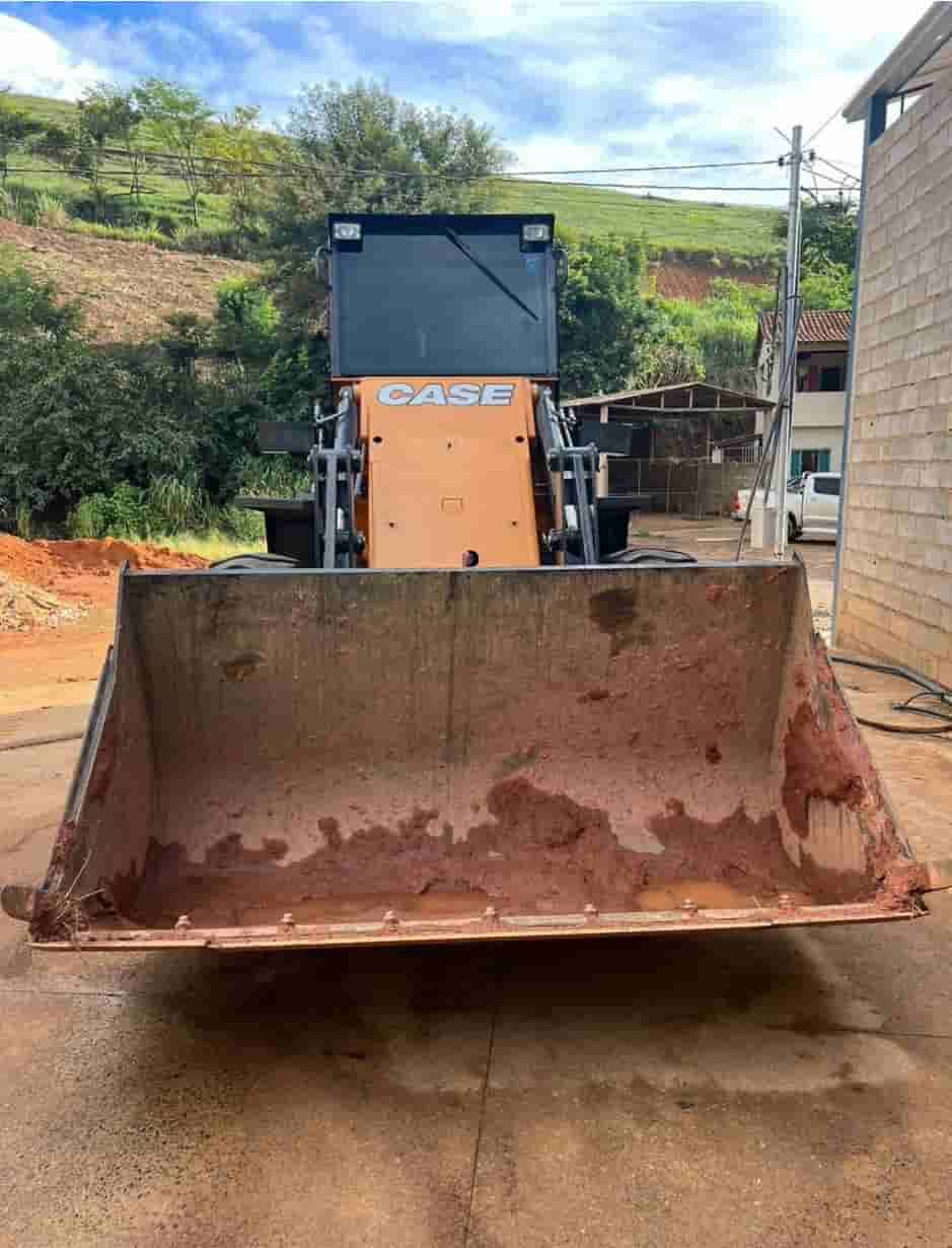 Pá Carregadeira Case Construction W20F 2022
