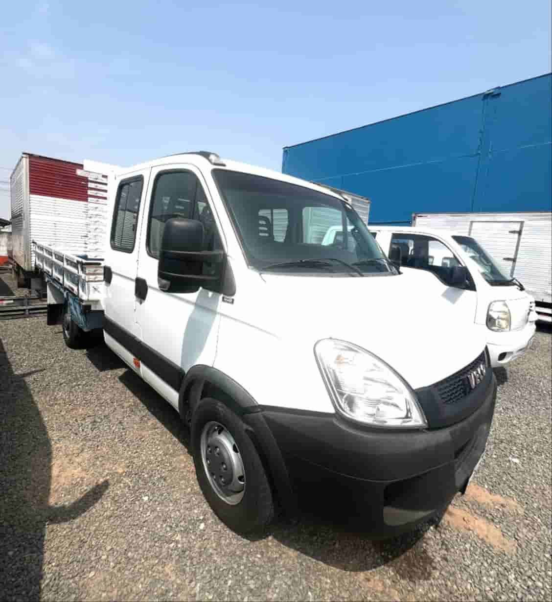 Caminhão Iveco 35S14 2014