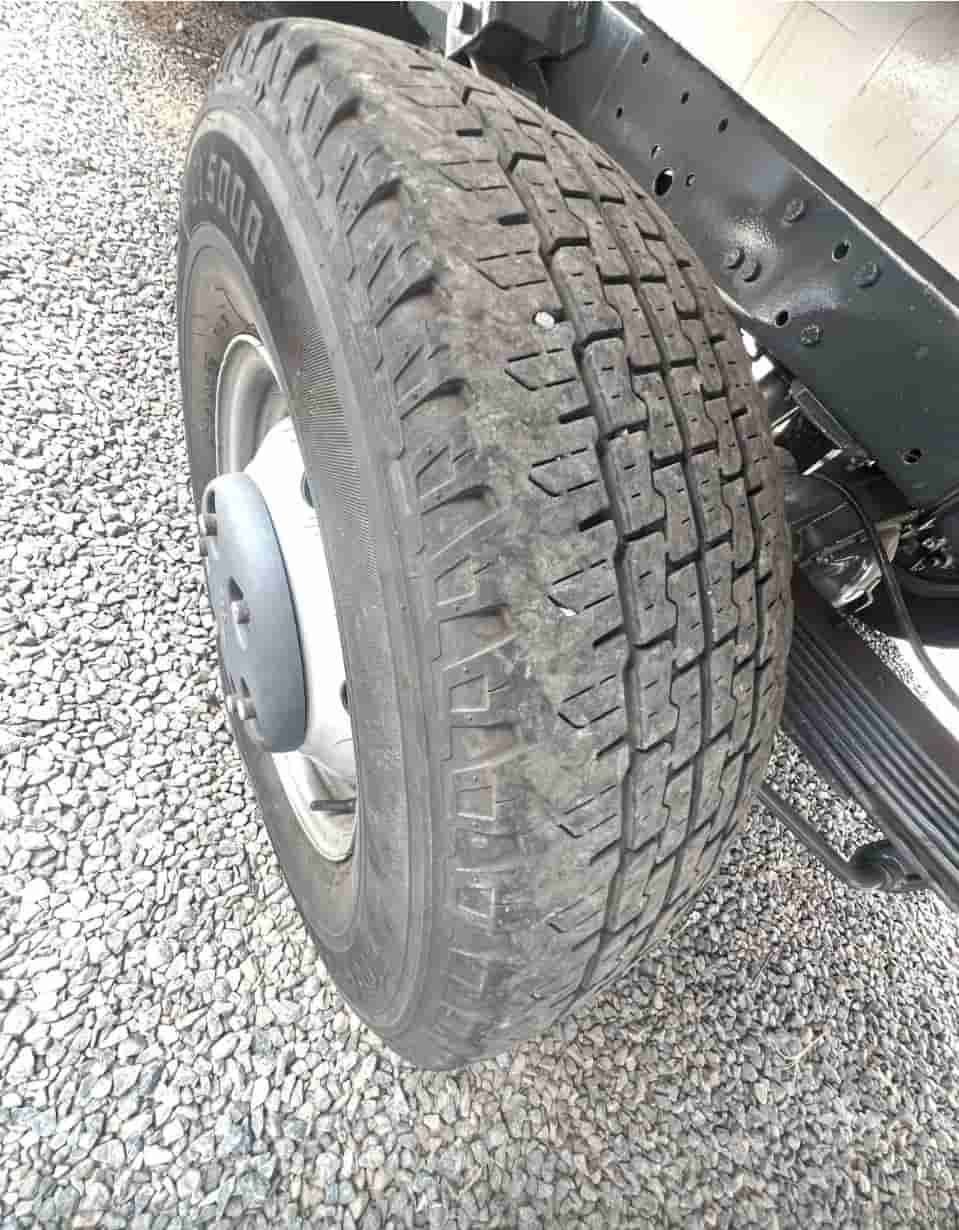 Caminhão Iveco 35S14 2014