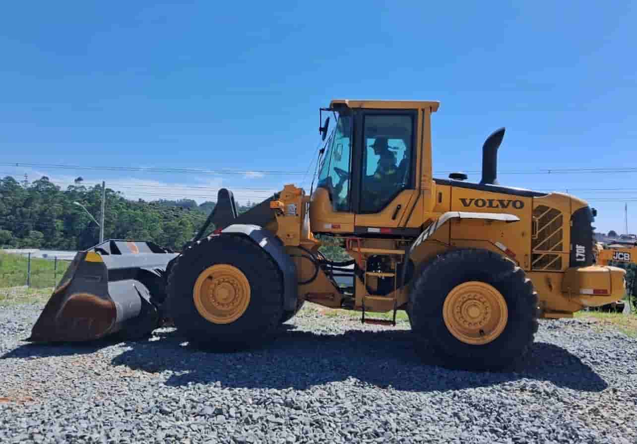 Pá Carregadeira Volvo L70 2018