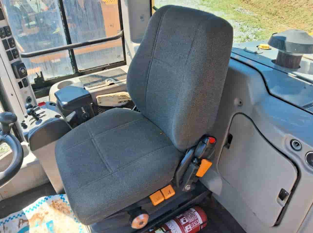 Pá Carregadeira Volvo L70 2018