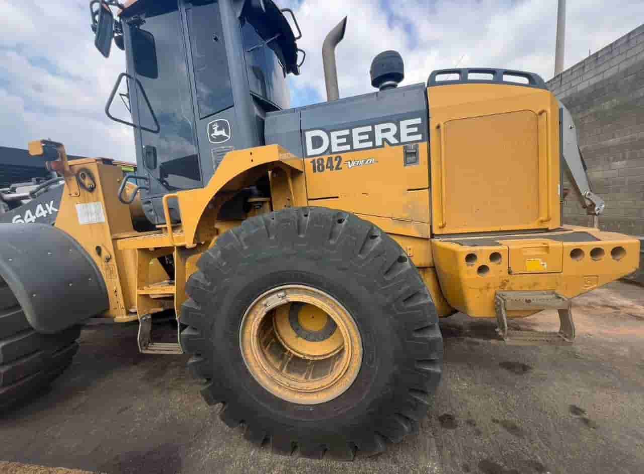 Pá Carregadeira John Deere 644K 2017