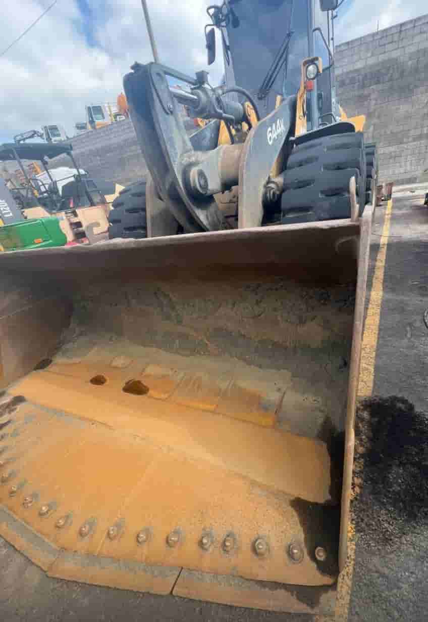 Pá Carregadeira John Deere 644K 2017