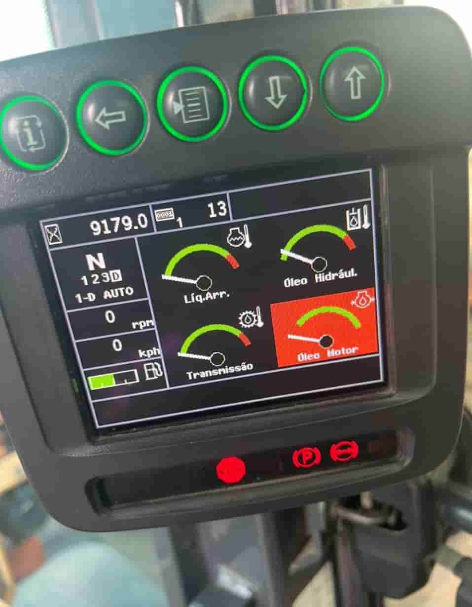 Pá Carregadeira John Deere 644K 2017