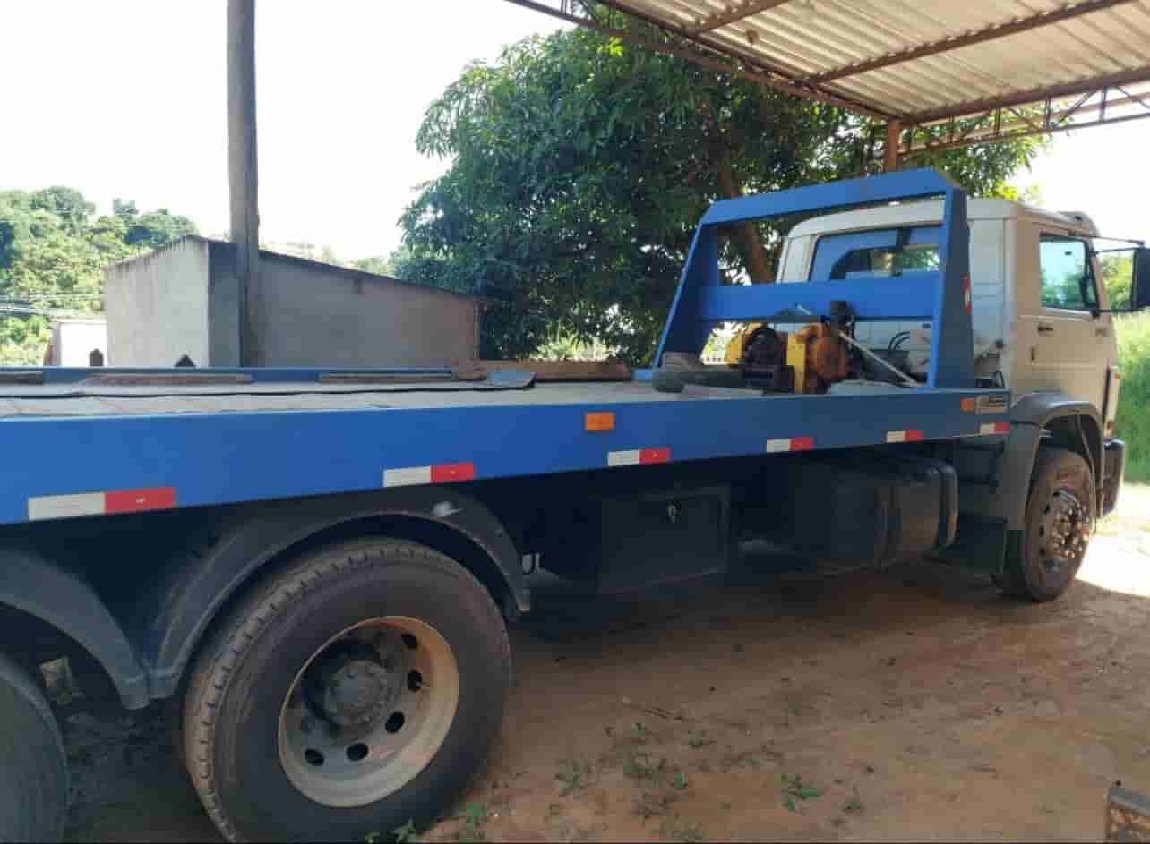 Caminhão Volkswagen 17210 6x2  2001