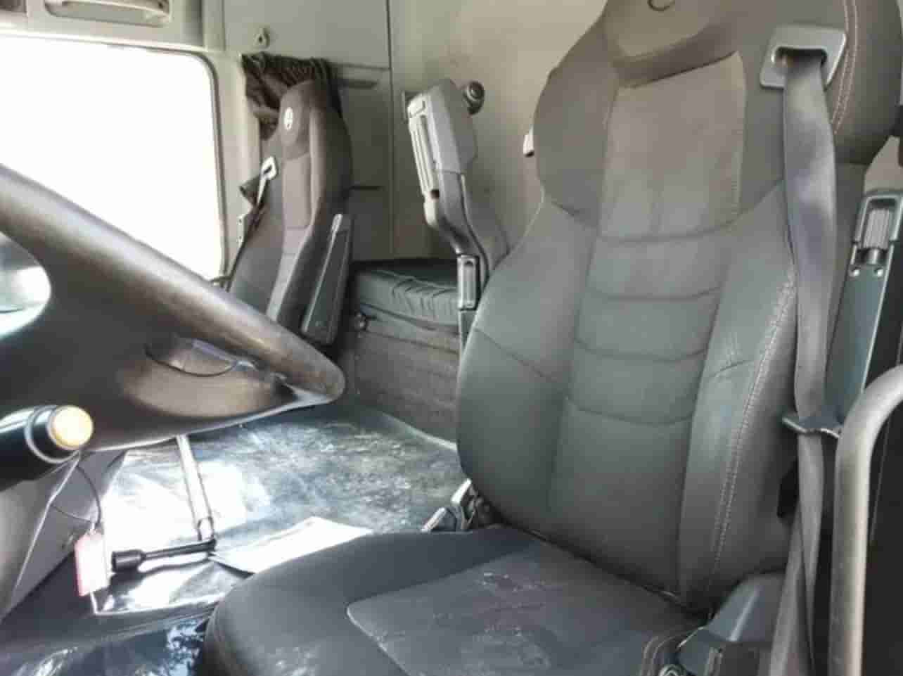 Caminhão Mecedes Benz Actros 2546