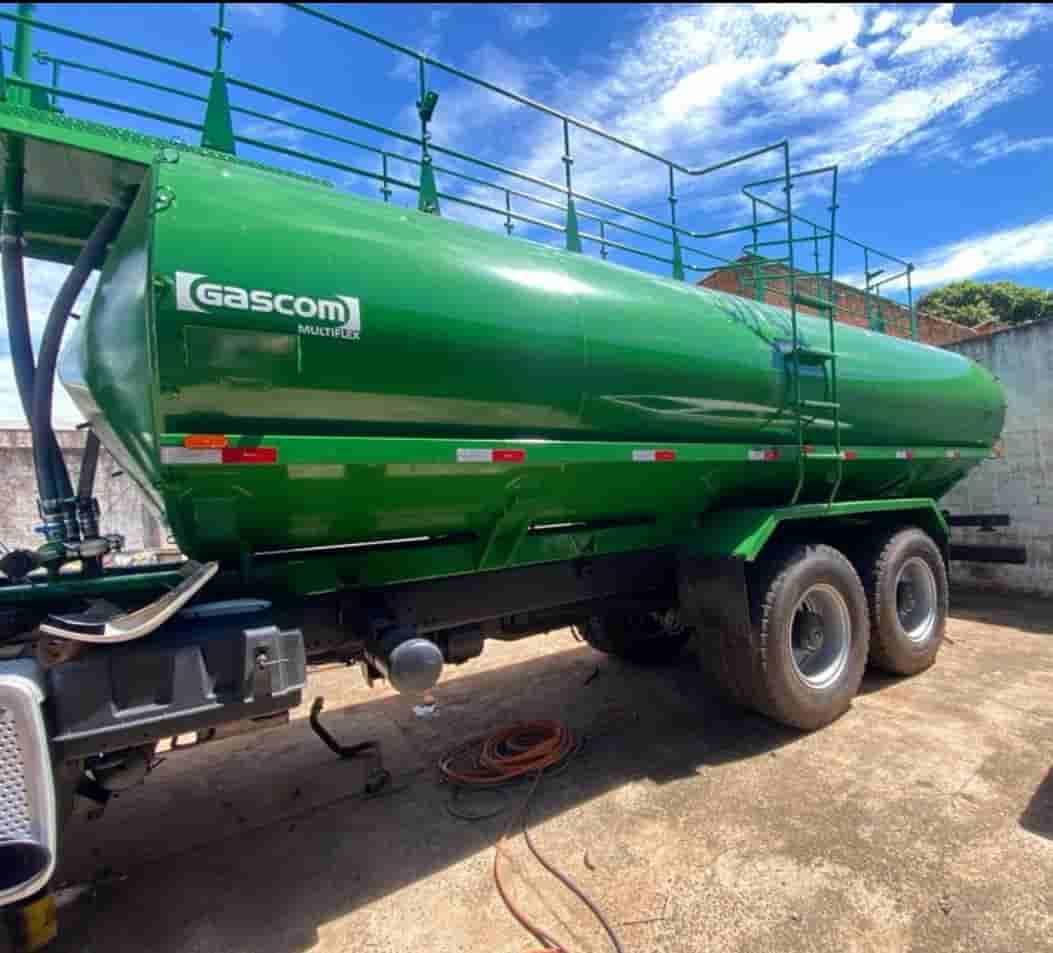 MB 4144 2012, 6x4, com tanque Gascom de 25.000 litros completo, 120.000 km