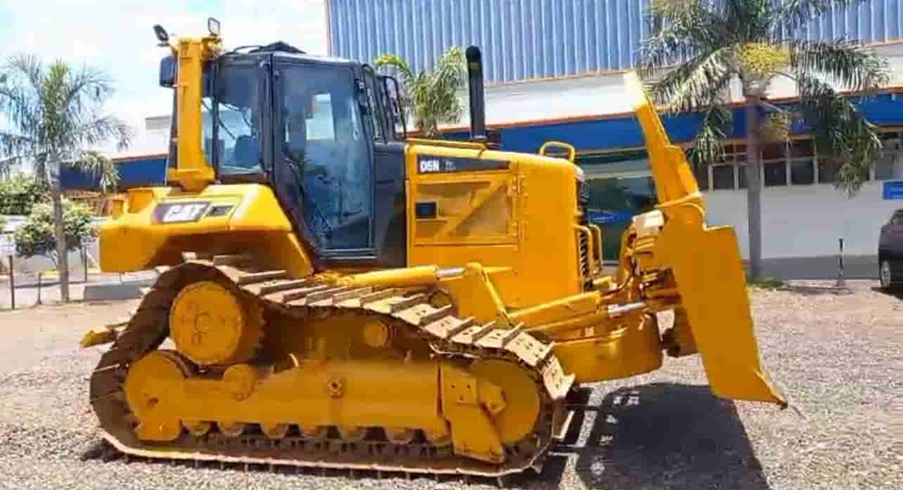 Trator de Esteira Caterpillar D6N XL 2013