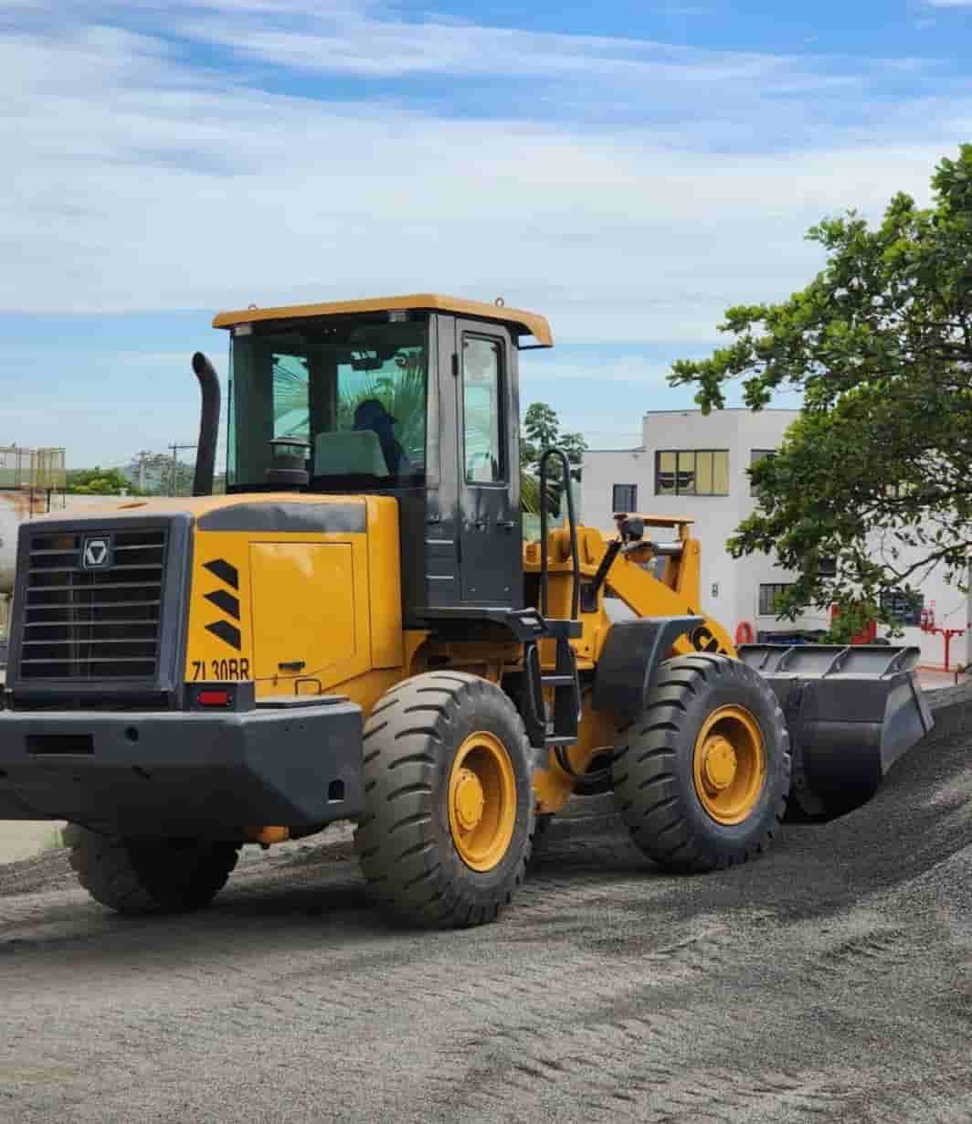 Pá Carregadeira XCMG  ZL30BR  2016