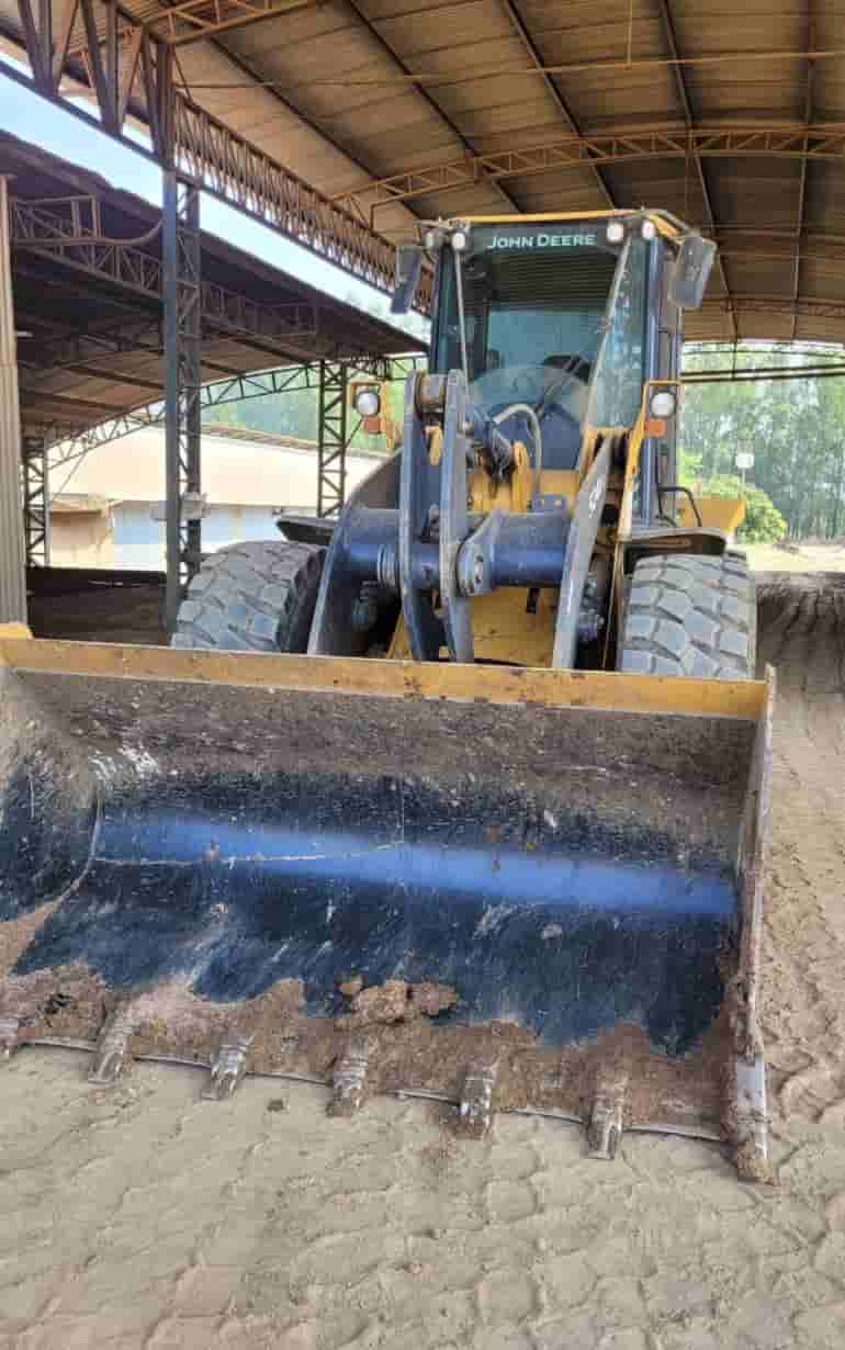 Pá Carregadeira John Deere 524K II 2019 com 9000 horas