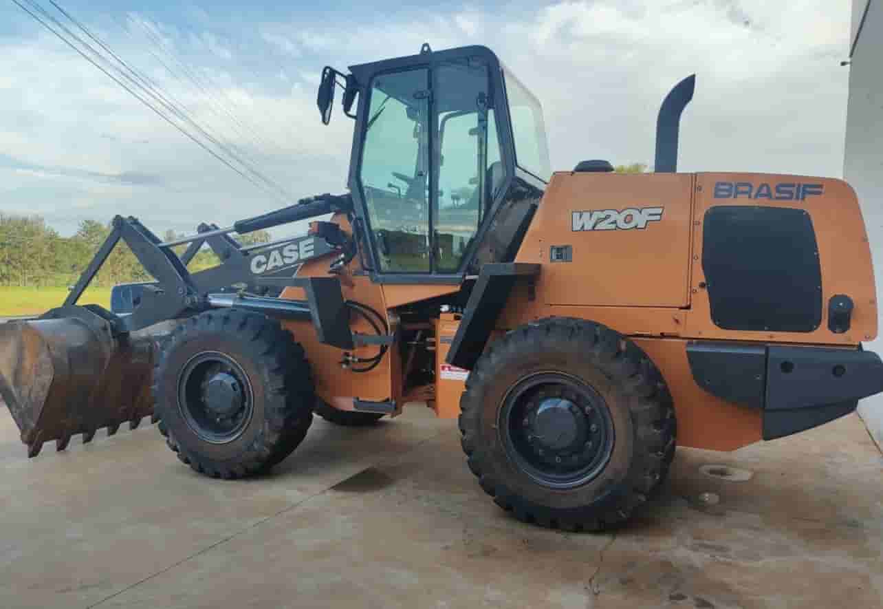 Pá Carregadeira Case Construction W20F 2021