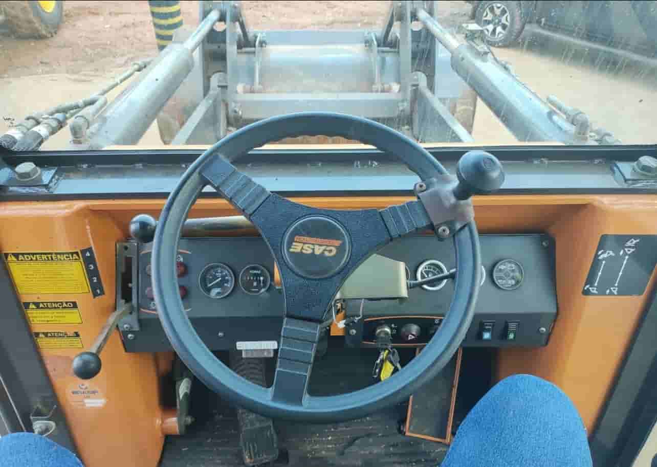 Pá Carregadeira Case Construction W20F 2021