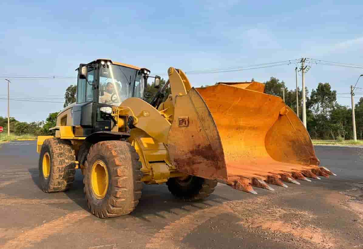 Pá Carregadeira Caterpillar 938k 2019