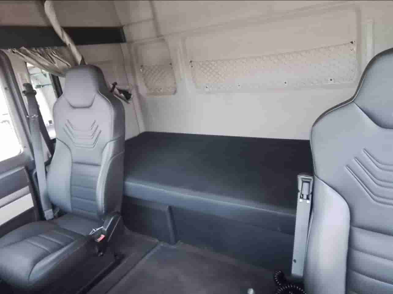 Caminhão Volkswagen 29-520 2023