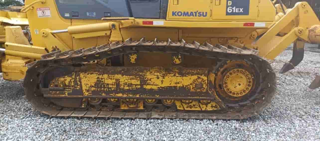Trator de Esteira Komatsu D61-EX 2011