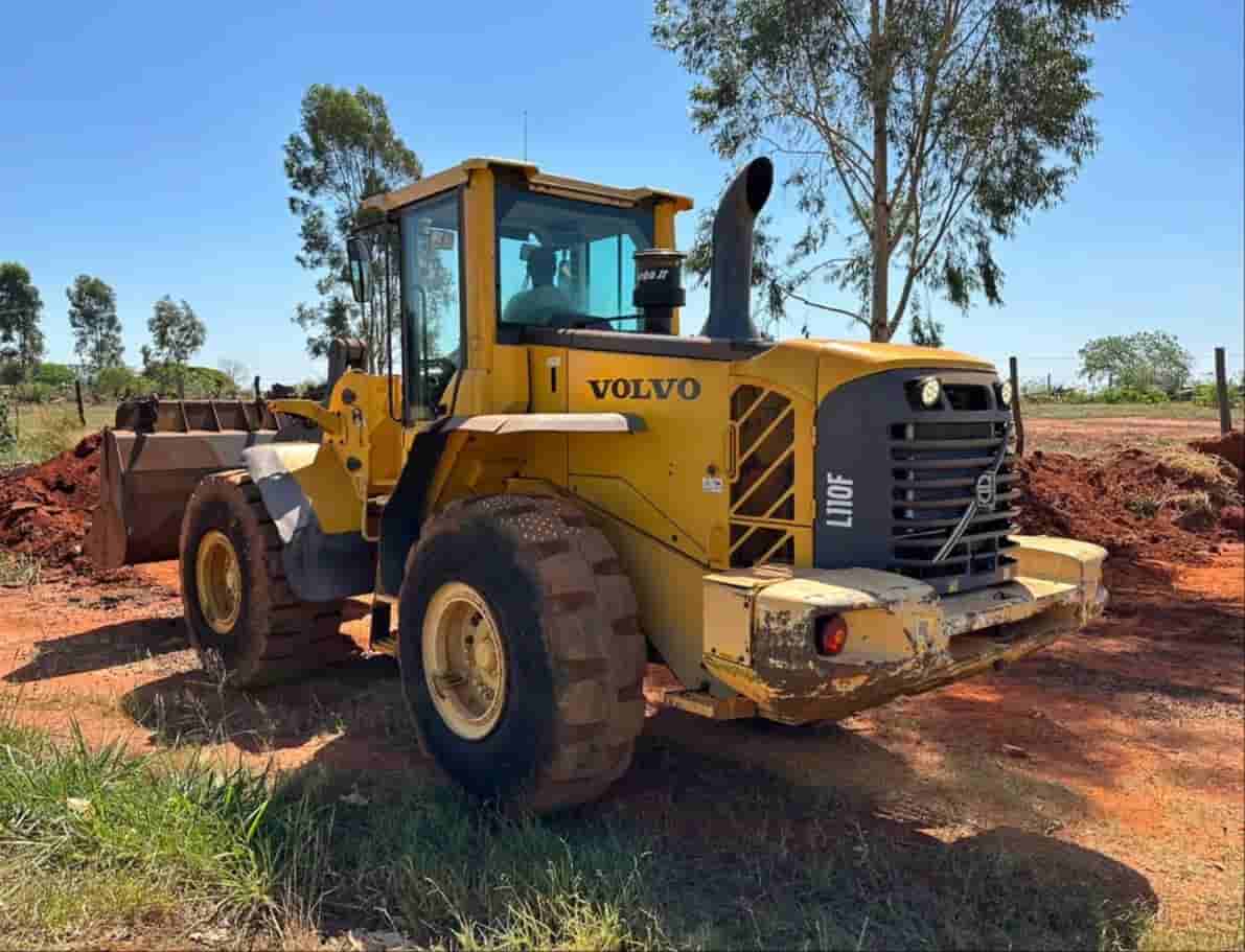Pá Carregadeira Volvo L110F 2014