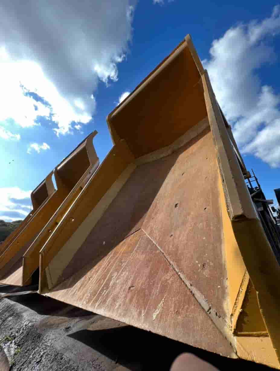 Caminhão Caterpillar Articulado 770G 2013