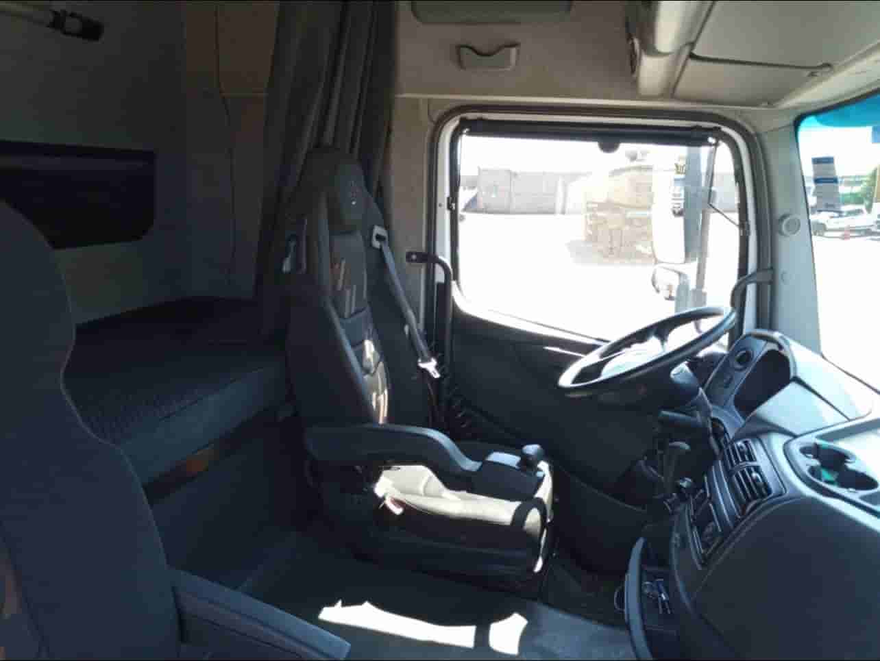 Caminhão Mecedes Benz Axor 2644 2021