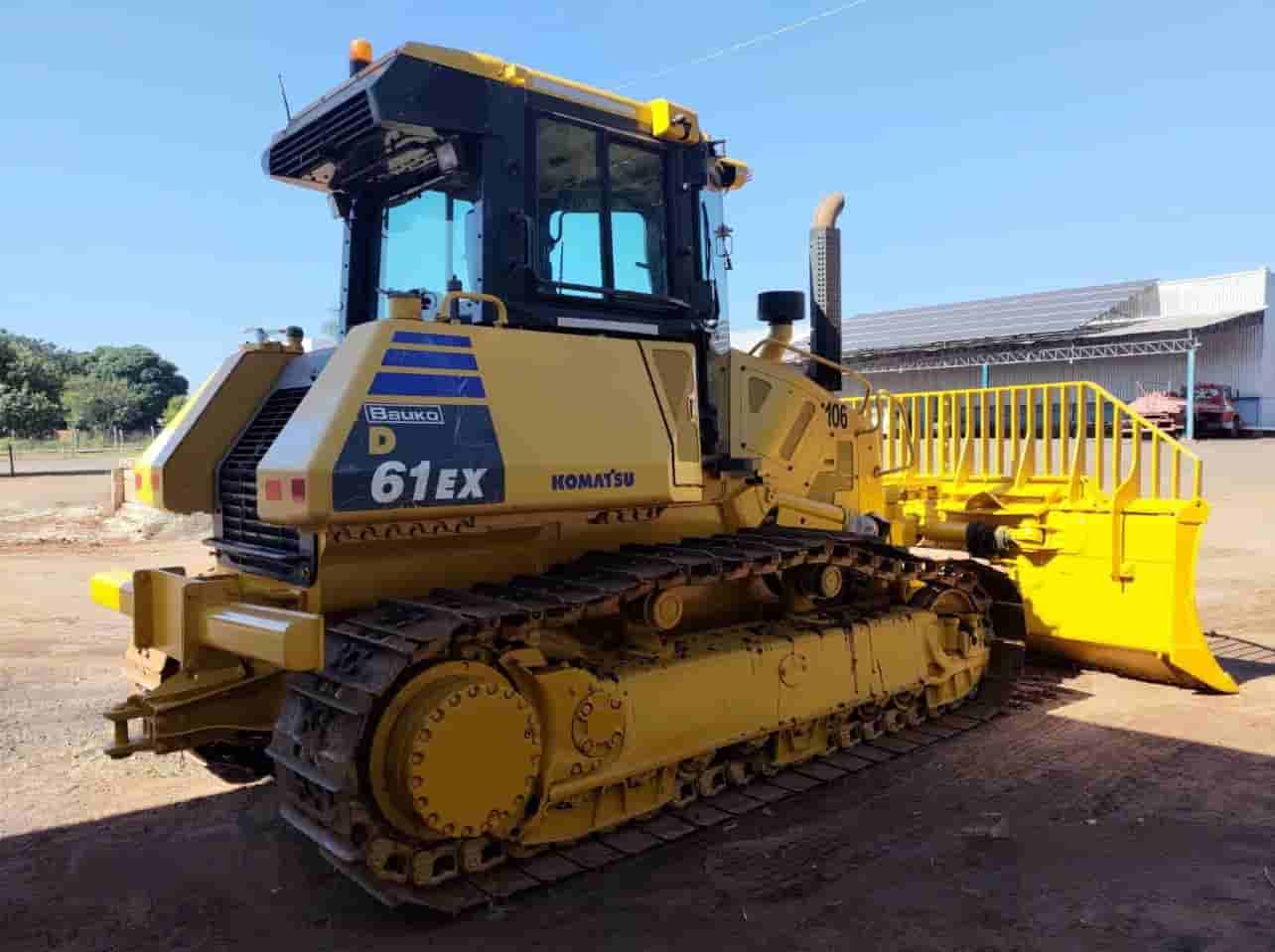 Trator de Esteira Komatsu D61-EX 2021