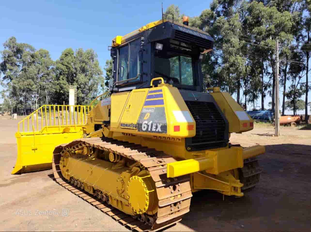 Trator de Esteira Komatsu D61-EX 2021