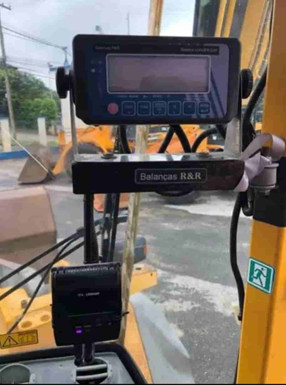 Pá Carregadeira Volvo L120 2004