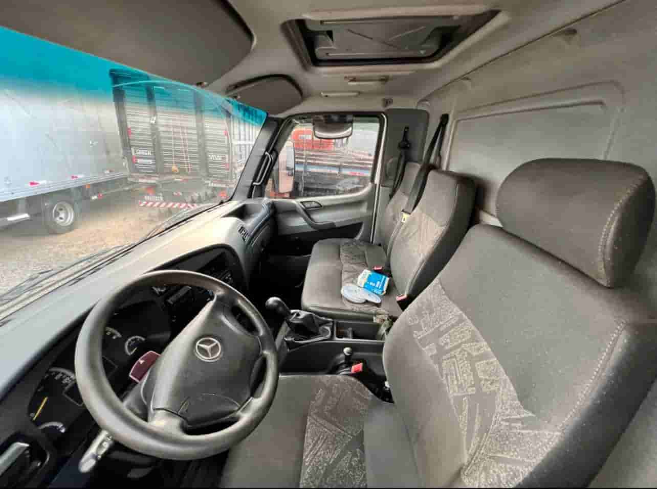 Caminhão Mecedes Benz Accelo 1016 2016